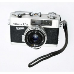 CAMARA KONICA C35