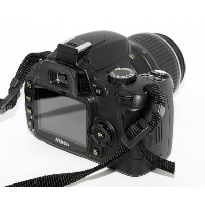 NIKON D60 + NIKON 18-55