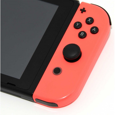 CONSOLA NINTENDO SWITCH ROJA Y AZUL