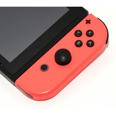 CONSOLA NINTENDO SWITCH ROJA Y AZUL
