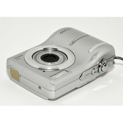 CAMARA OLYMPUS FE 210