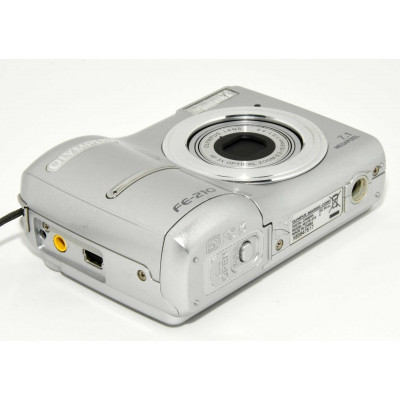 CAMARA OLYMPUS FE 210