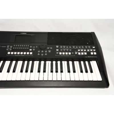 TECLADO YAMAHA SX-600