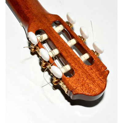 GUITARRA ELECTROACUSTICA RAIMUNDO MOD 130 CON PREVIO ADMIRA