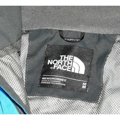 CHUBASQUERO THE NORTH FACE AZUL M