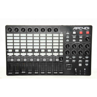 MESA DE SONIDO AKAI APC40 MK2