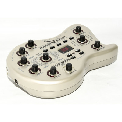 MODELADOR BEHRINGER BASS VAMP