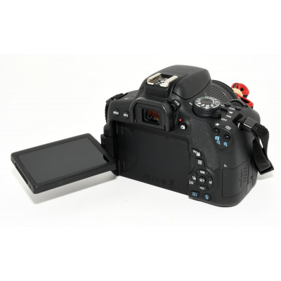 CAMARA REFLEX DIGITAL CANON EOS 750D + 18-55MM