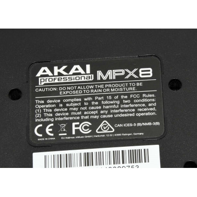 CONTROLADOR MIDI AKAI MPX8