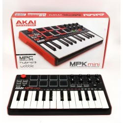 TECLADO CONTROLADORA AKAI MPK MINI