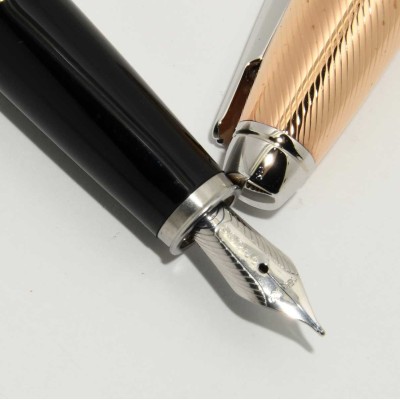 PLUMA CROSS CON PLUMIN DE 18K