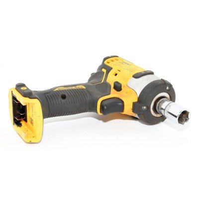 LLAVE DE IMPACTO DEWALT DCF901