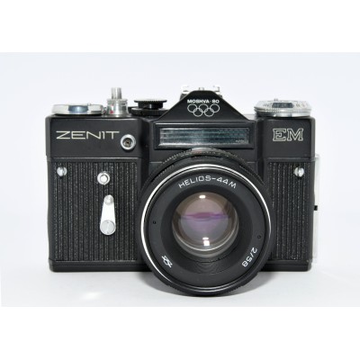 CAMARA REFLEX ANALOGICA ZENITH EM