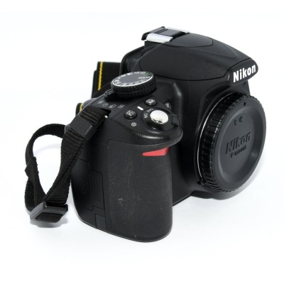 CAMARA REFLEX NIKON D3100