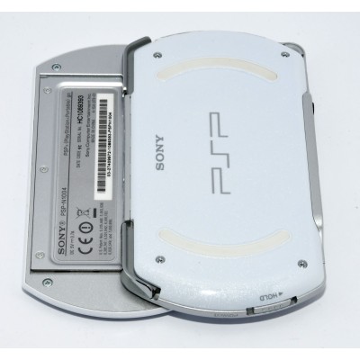 CONSOLA SONY PSP GO CON CAJA