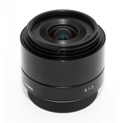 OBJETIVO SIGMA 19MM F2.8 PARA M4/3