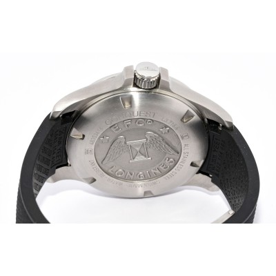 LONGINES CONQUEST CUARZO 39MM L3.776.4.58.6