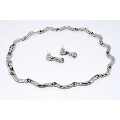 COLLAR Y PENDIENTES SWAROVSKI
