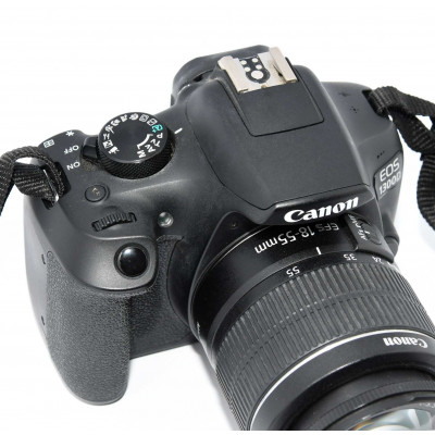 CANON EOS 1300D CON OBJETIVO CANON 18-55MM