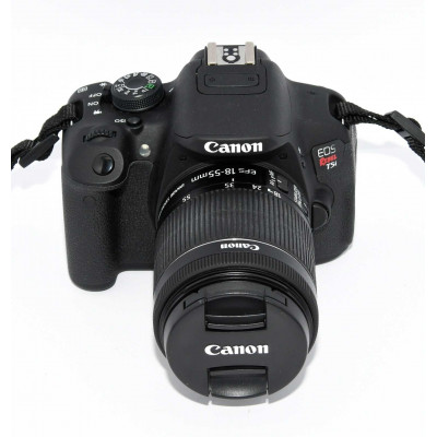 CANON EOS 700D REBEL T5I CON OBJETIVO MACRO CANON 18-55MM IS STM