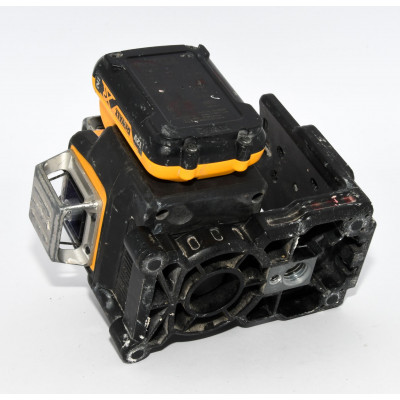 NIVEL LASER AUTONIVELANTE DEWALT DCE089G