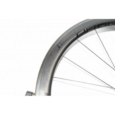 RUEDA DELANTERA CARBONO DT SWISS ARC 1400 DICUT