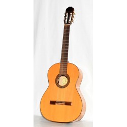GUITARRA ELECTROACUSTICA RAIMUNDO 126