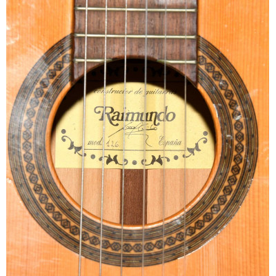 GUITARRA ELECTROACUSTICA RAIMUNDO 126