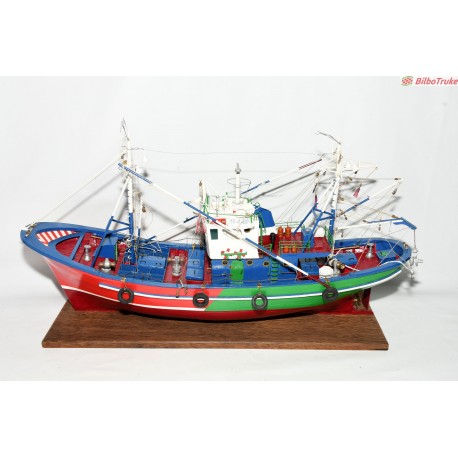 BARCO A ESCALA BAJURA