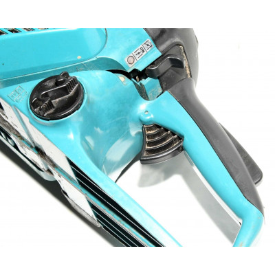 MOTOSIERRA MAKITA EA3200S