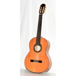GUITARRA CLASICA ADMIRA A2