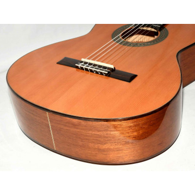 GUITARRA CLASICA ADMIRA A2