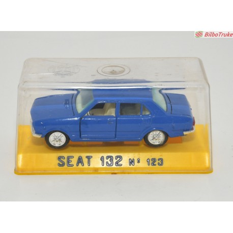 COCHE A ESCALA JOAL SEAT 132 N 123