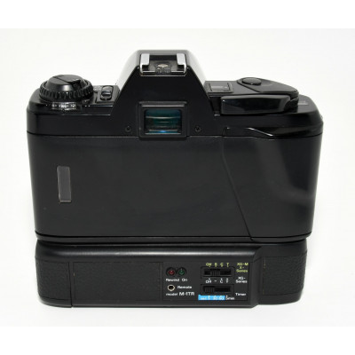 CAMARA ANALOGICA MINOLTA X-300S + 28-70MM