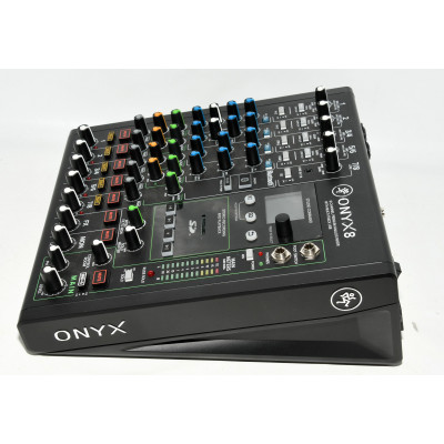 MESA MEZCLAS CONTROLADORA MACKIE ONYX 8