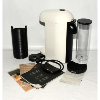 CAFETERA DE CAPSULAS NESPRESSO VERTUO PLUS