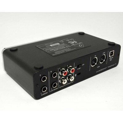 INTERFAZ AUDIO BEHRINGER U-PHORIA UMC204HD