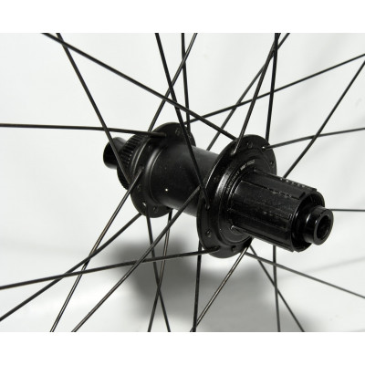 PAREJA DE RUEDAS BONTRAGER PARADIGM COMP 25