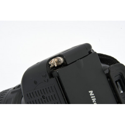 CAMARA REFLEX DIGITAL NIKON D5200 + NIKON 18-55MM