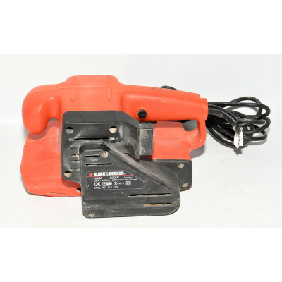LIJADORA DE BANDA BLACK DECKER KA85