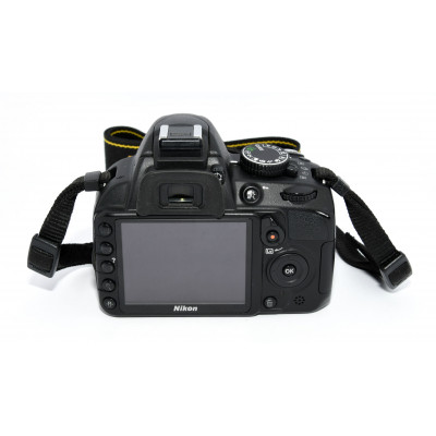 CAMARA REFLEX NIKON D3100