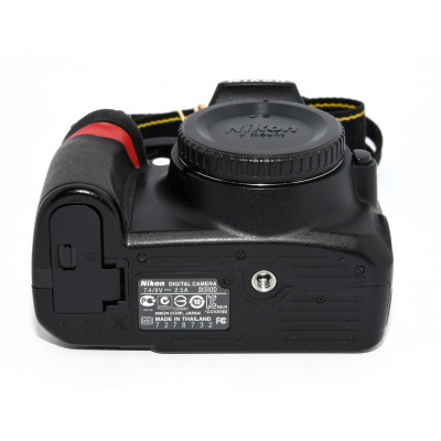 CAMARA REFLEX NIKON D3100