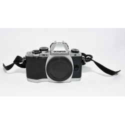 CAMARA DIGITAL EVIL OLYMPUS OMD M10