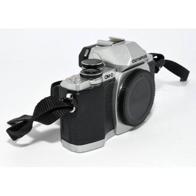 CAMARA DIGITAL EVIL OLYMPUS OMD M10