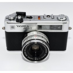 CAMARA YASHICA MG 1