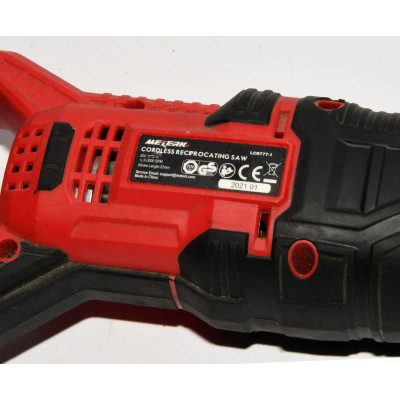 SIERRA DE SABLE BATERIA METERK LCR7771