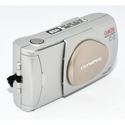 CAMARA DIGITAL COMPACTA OLYMPUS CAMEDIA C-2