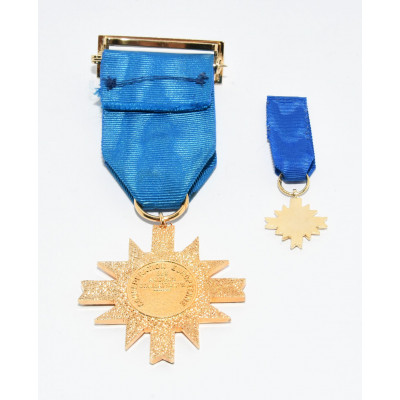 MEDALLA DEL EXCOMBATIENTE EUROPEO + MINIATURA