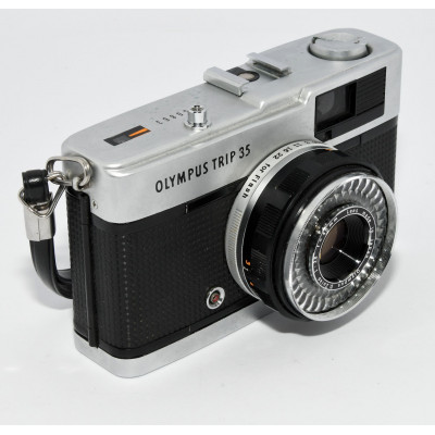 CAMARA ANALOGICA COMPACTA OLYMPUS TRIP 35