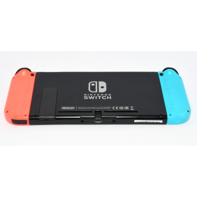 CONSOLA NINTENDO SWITCH AZUL Y ROJA